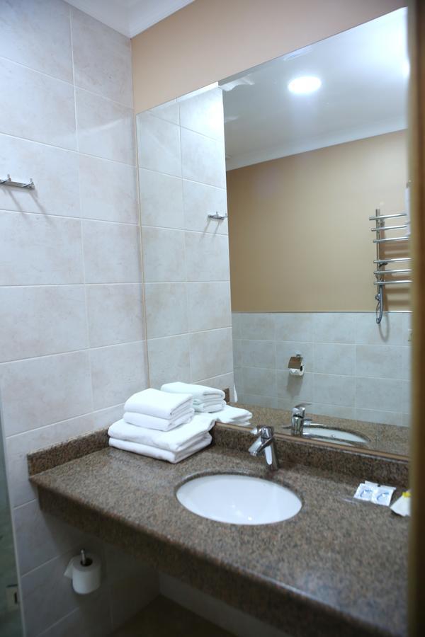 Hotel Aner Astana Extérieur photo