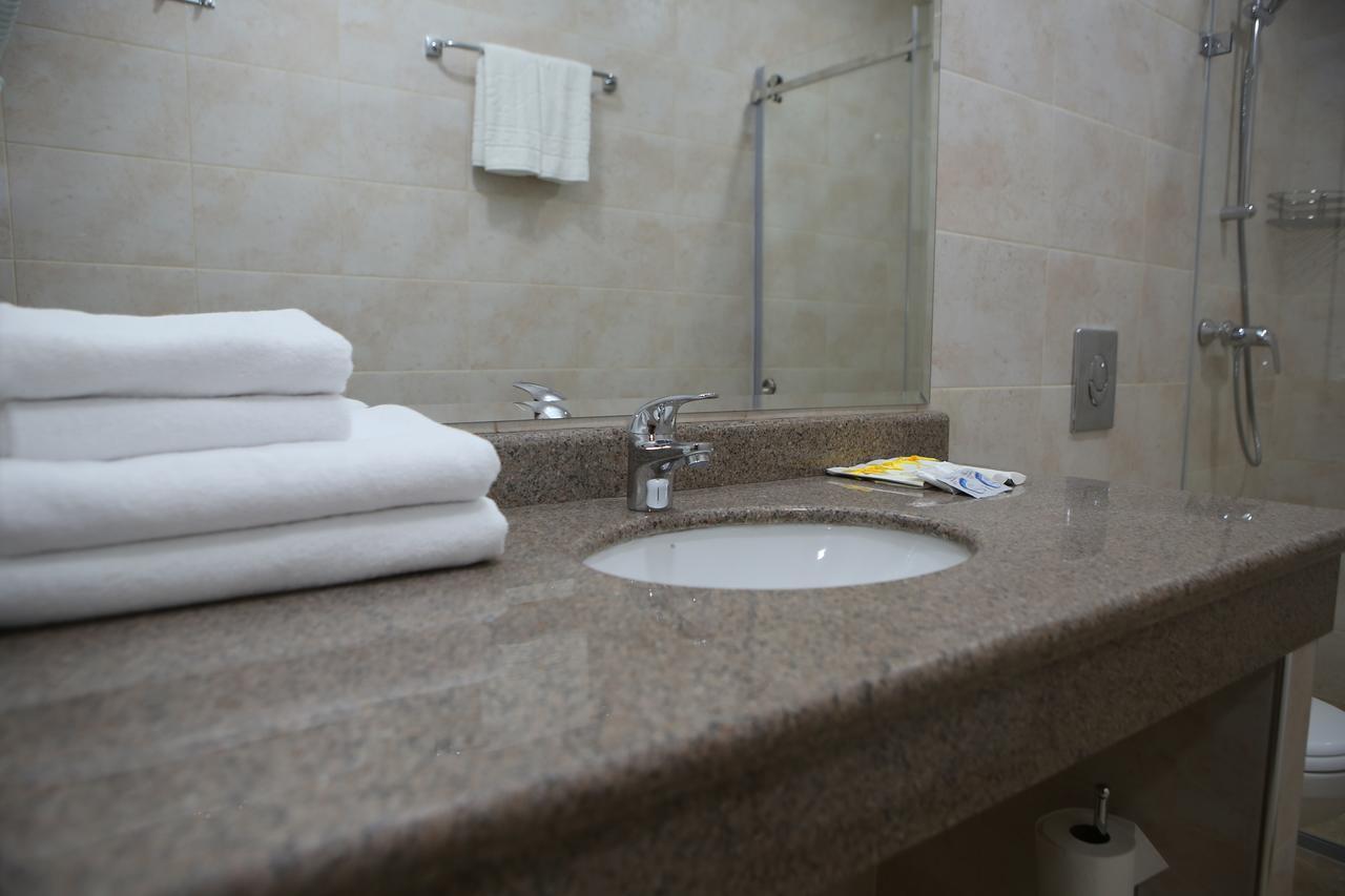 Hotel Aner Astana Extérieur photo