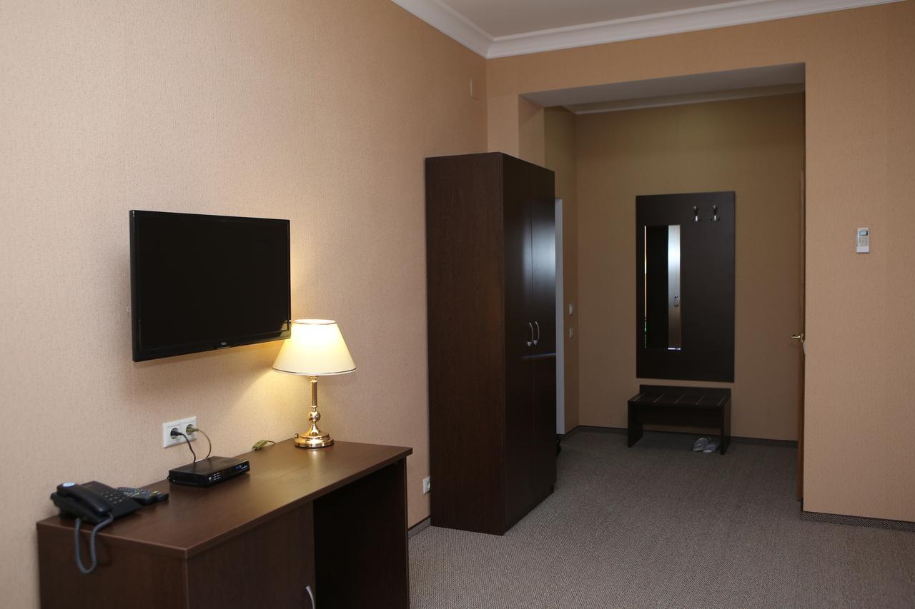 Hotel Aner Astana Extérieur photo