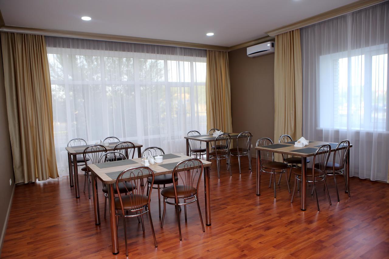 Hotel Aner Astana Extérieur photo