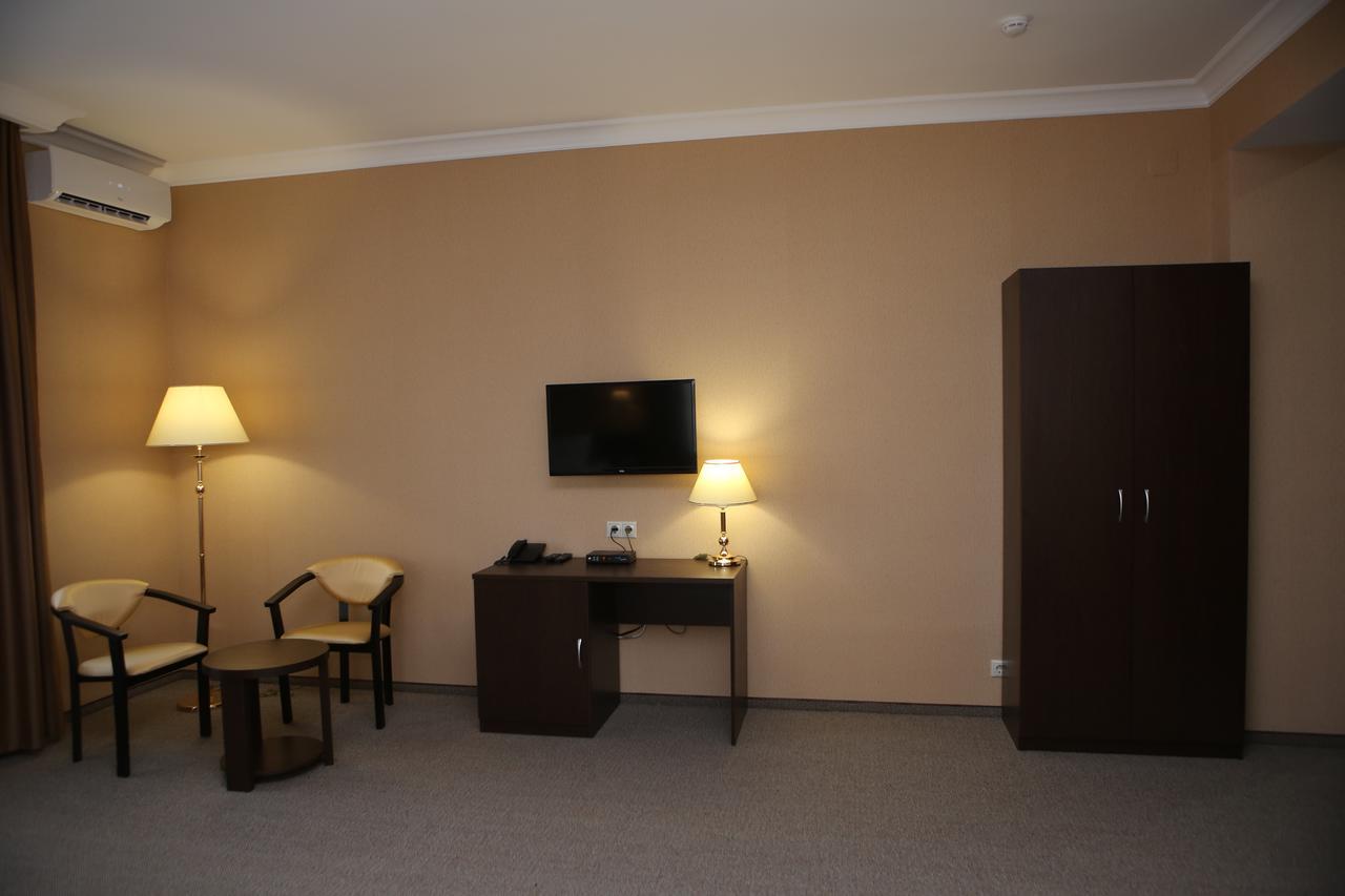 Hotel Aner Astana Extérieur photo